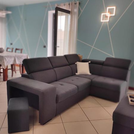 Garda Dreams Apartment Torri Del Benaco Dış mekan fotoğraf