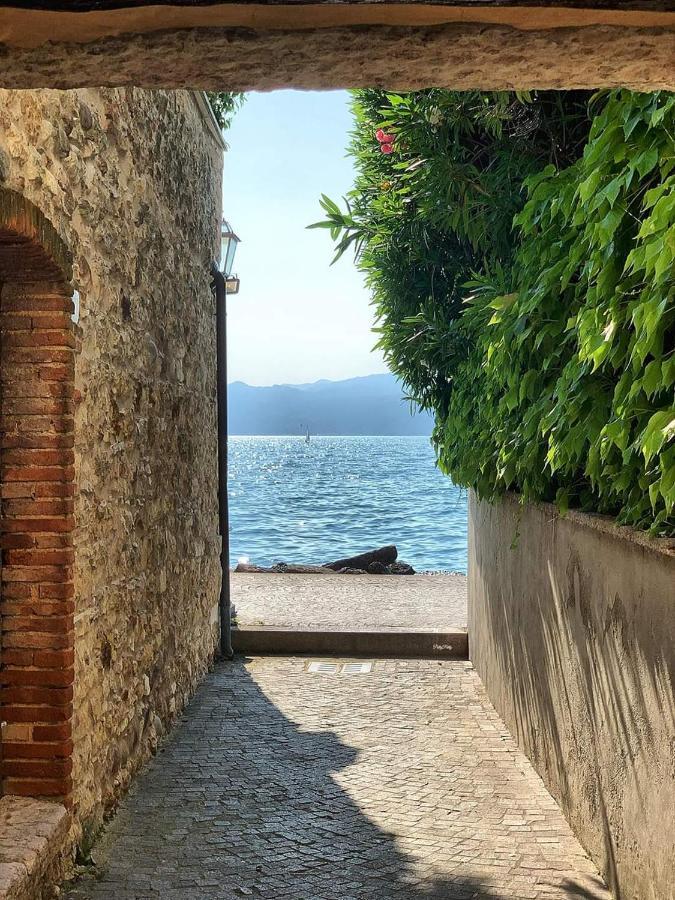 Garda Dreams Apartment Torri Del Benaco Dış mekan fotoğraf