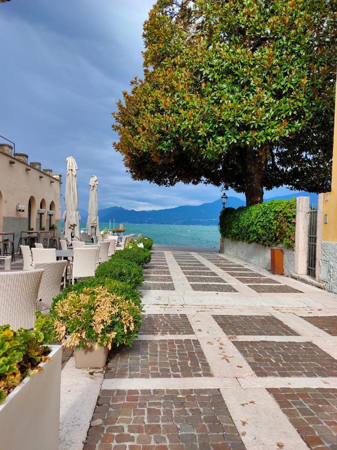 Garda Dreams Apartment Torri Del Benaco Dış mekan fotoğraf