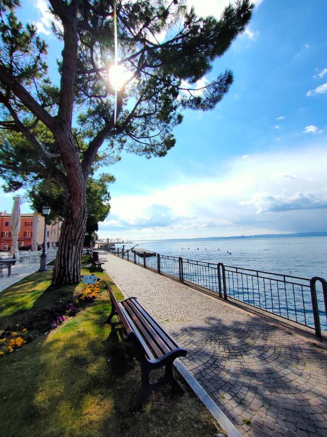 Garda Dreams Apartment Torri Del Benaco Dış mekan fotoğraf