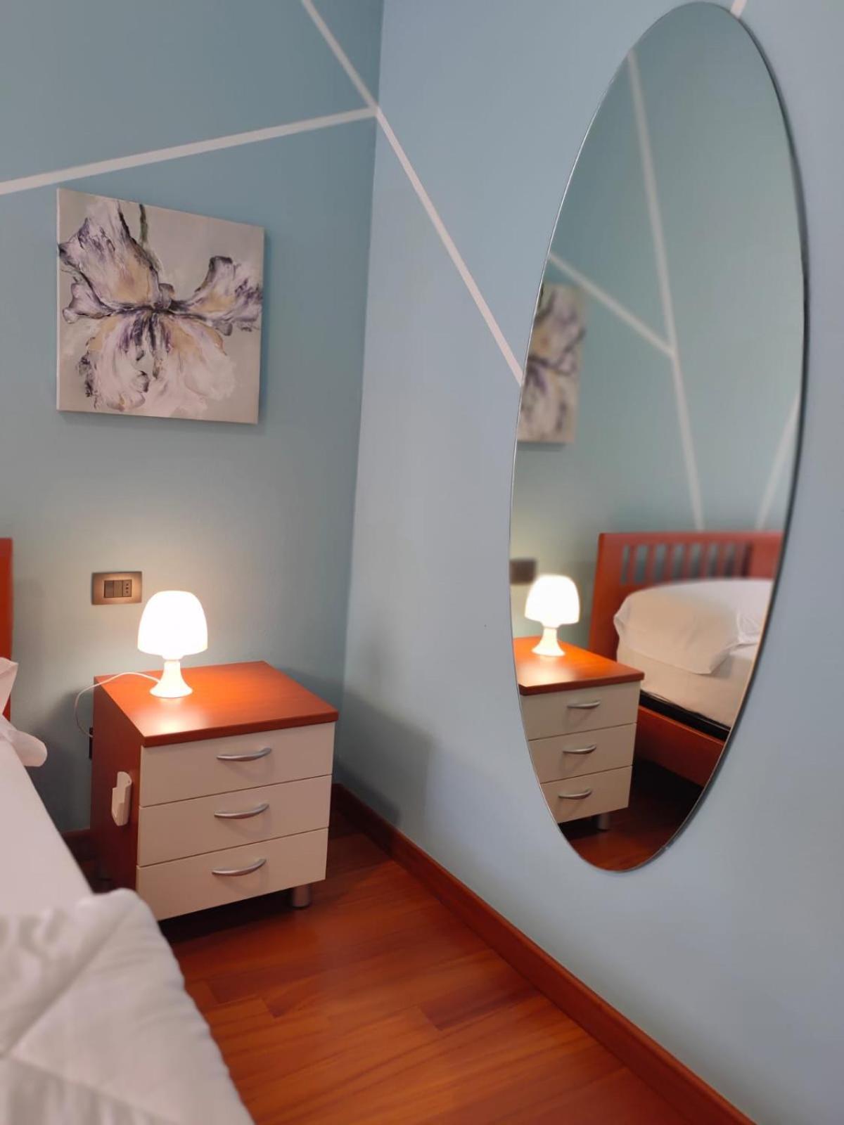 Garda Dreams Apartment Torri Del Benaco Dış mekan fotoğraf