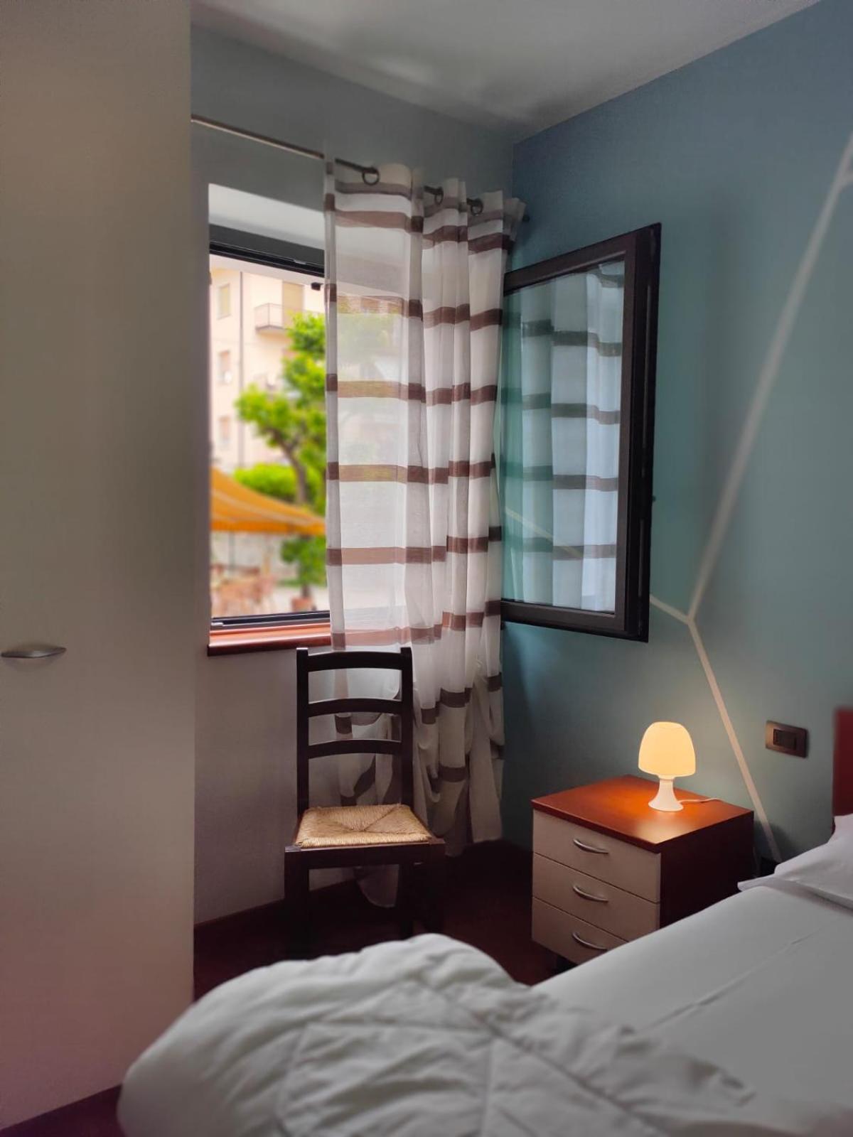 Garda Dreams Apartment Torri Del Benaco Dış mekan fotoğraf
