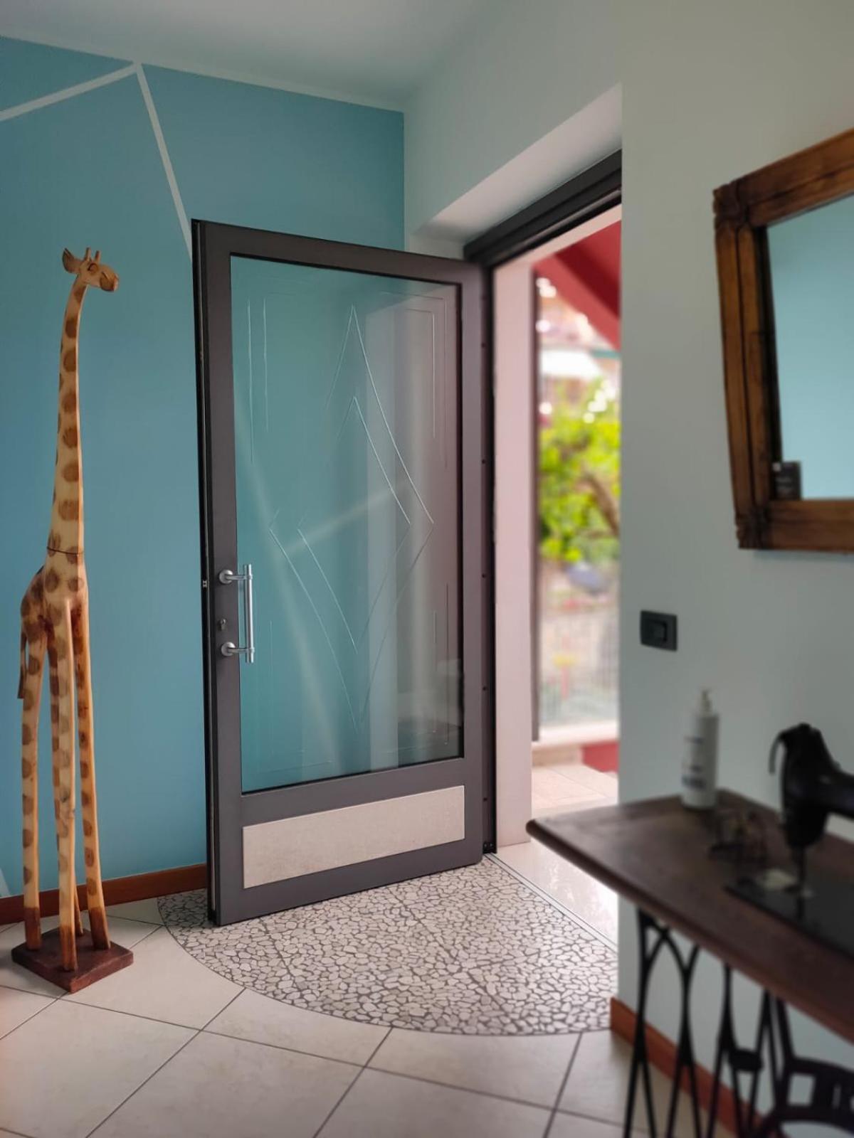 Garda Dreams Apartment Torri Del Benaco Dış mekan fotoğraf