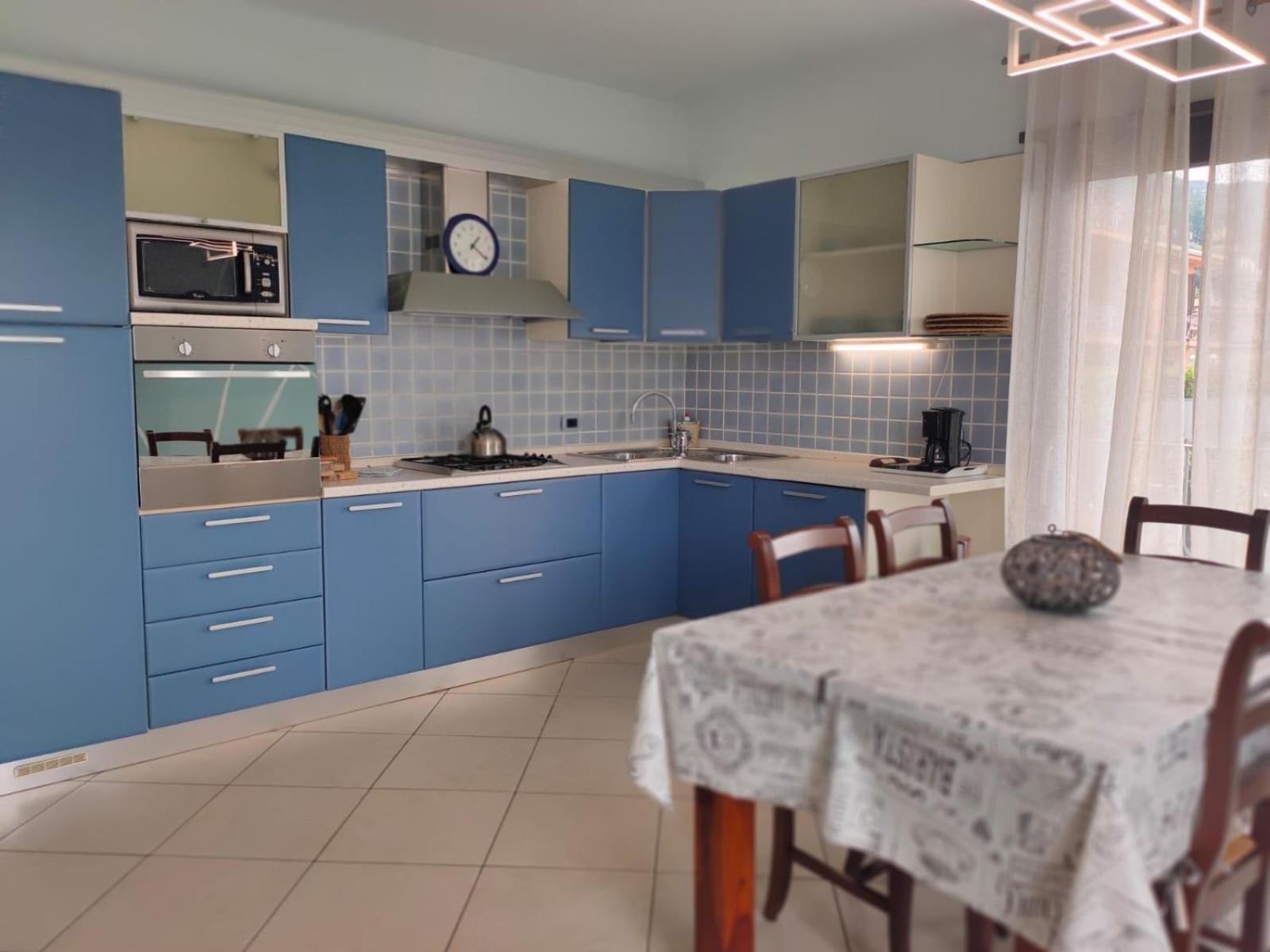 Garda Dreams Apartment Torri Del Benaco Dış mekan fotoğraf